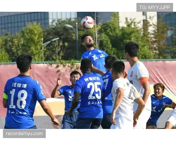 陕西联合坐拥魔鬼主场优势，球队将全力冲击中甲名额